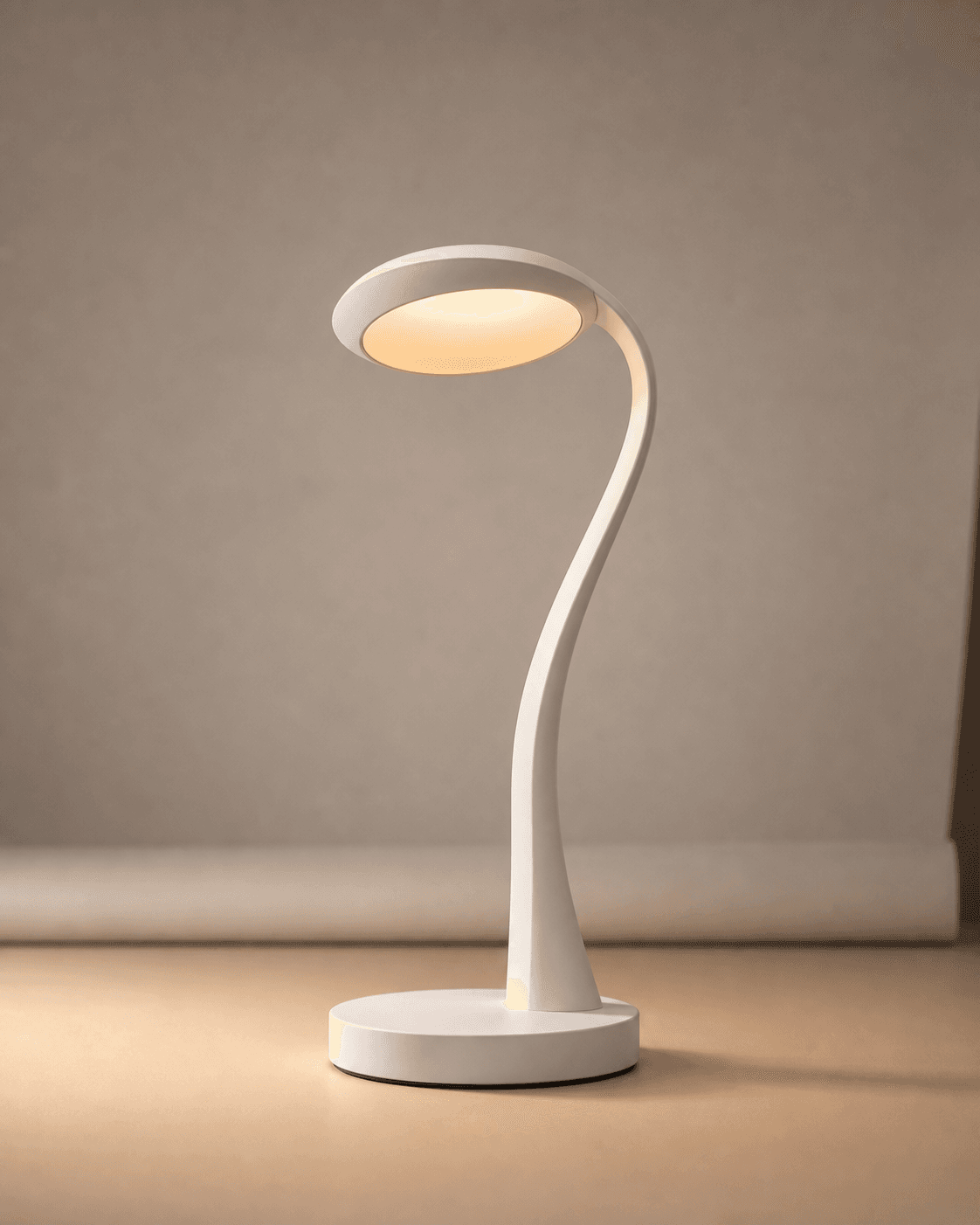 Generated product source photo of a white desk lamp for product photo to video.